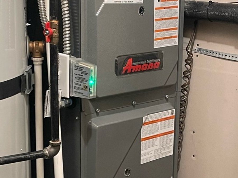After: finished furnace closet with new Tempstar system